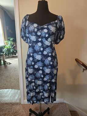 Morgan Taylor Navy Floral Midi Dress with White Accents